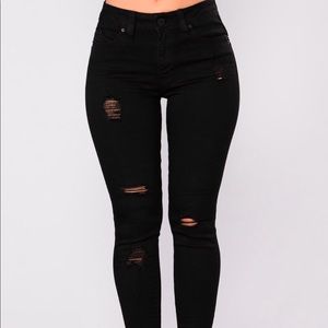 Clappers To The Front Booty Lifting Jeans